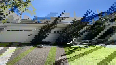 Casa para alugar em Florianopolis - Jurerê Internacional