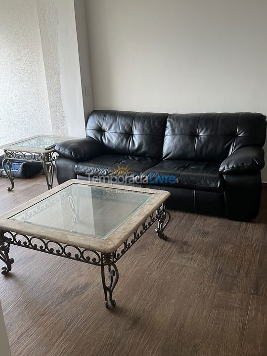 Apartamento para aluguel de temporada em Curitiba (Campo Comprido)