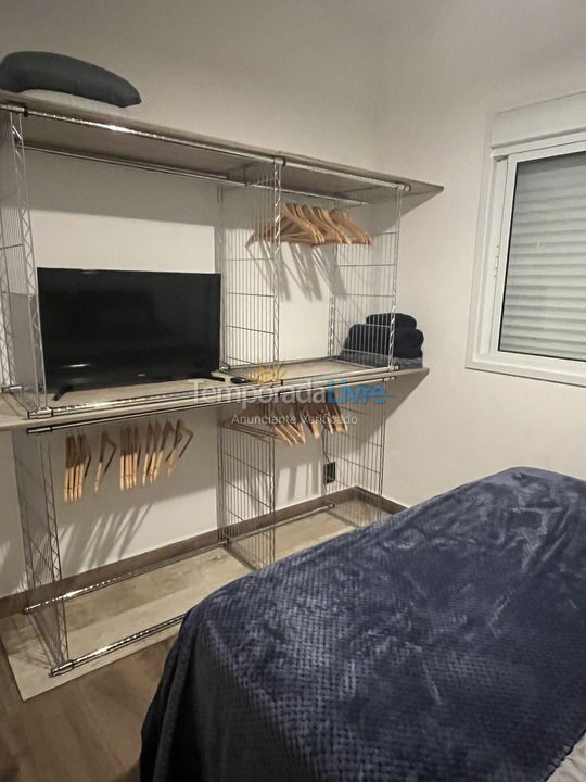 Apartamento para aluguel de temporada em Curitiba (Campo Comprido)