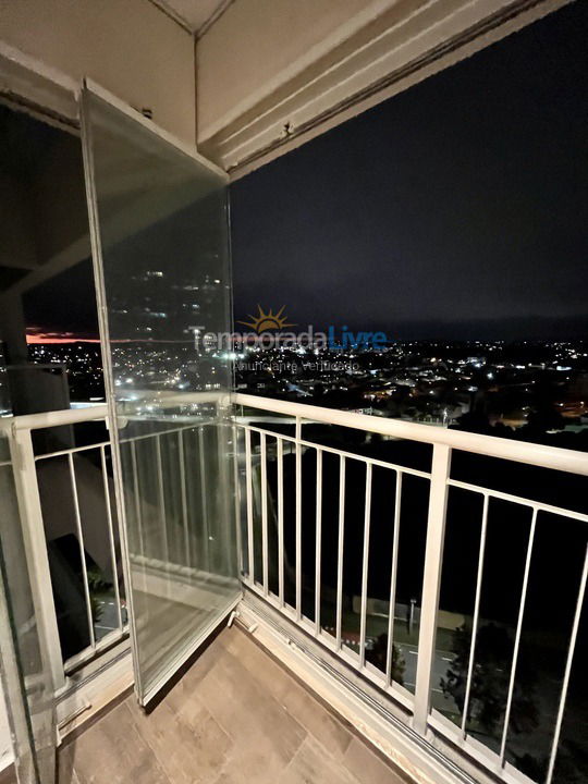 Apartamento para aluguel de temporada em Curitiba (Campo Comprido)