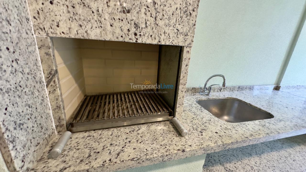 Apartamento para aluguel de temporada em Ubatuba (Praia Grande)