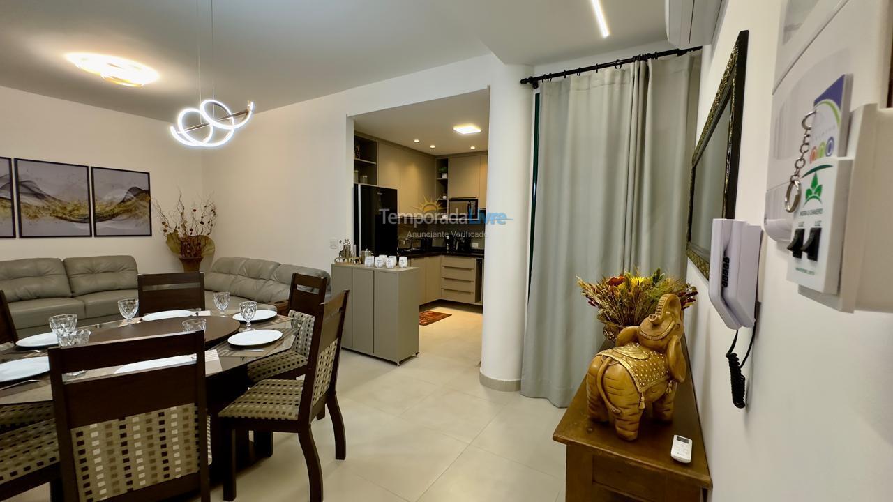Apartamento para aluguel de temporada em Ubatuba (Praia Grande)