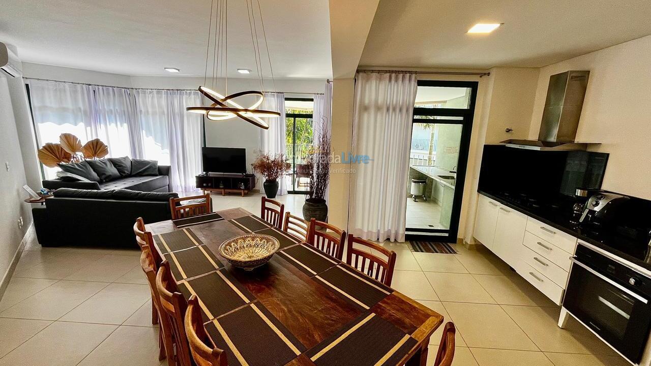 Apartamento para aluguel de temporada em Ubatuba (Praia Grande)