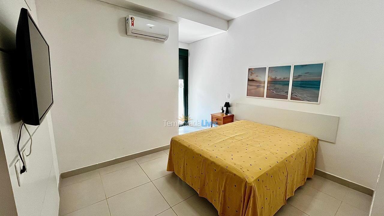 Apartamento para aluguel de temporada em Ubatuba (Praia Grande)