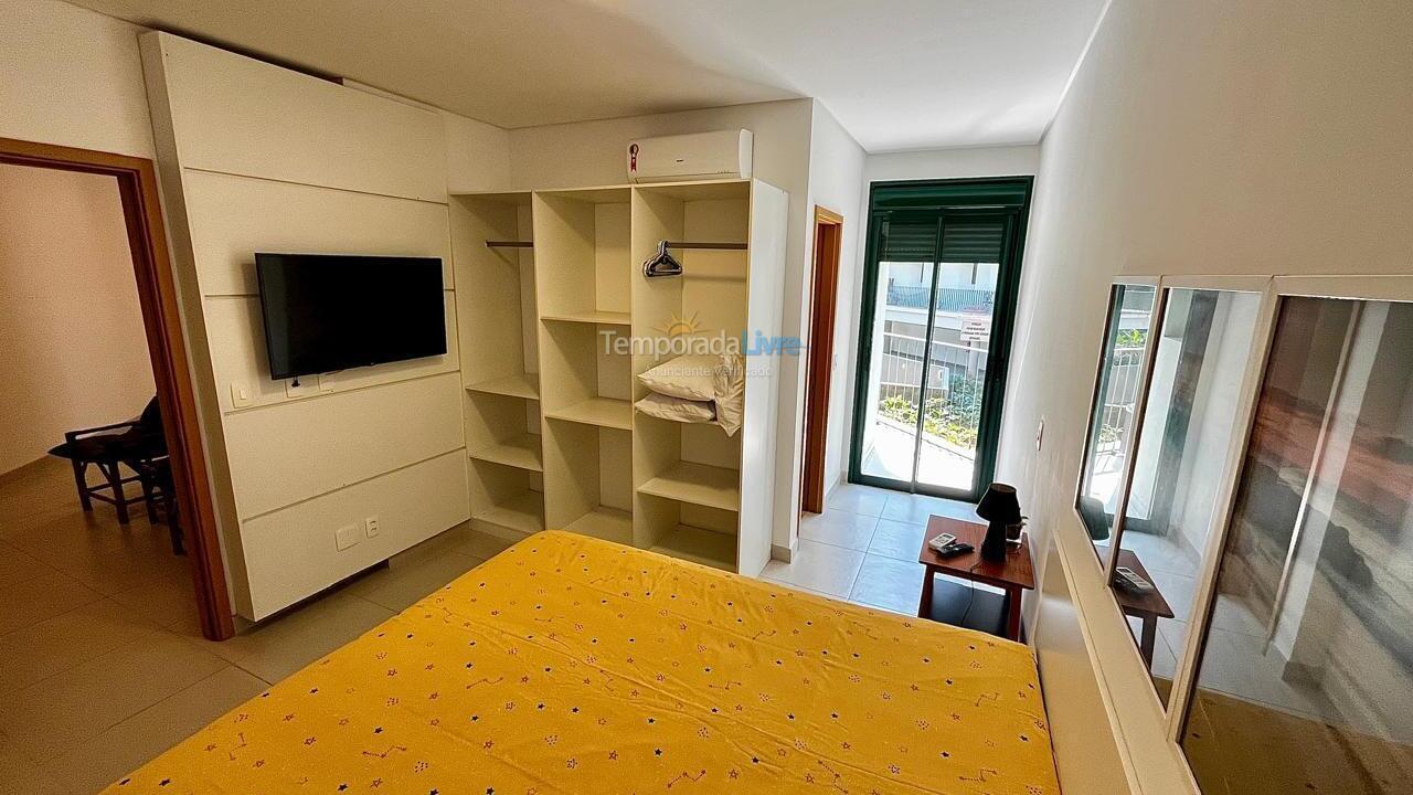 Apartamento para aluguel de temporada em Ubatuba (Praia Grande)