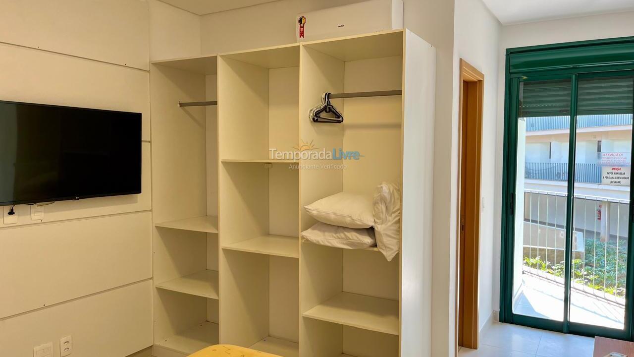 Apartamento para aluguel de temporada em Ubatuba (Praia Grande)