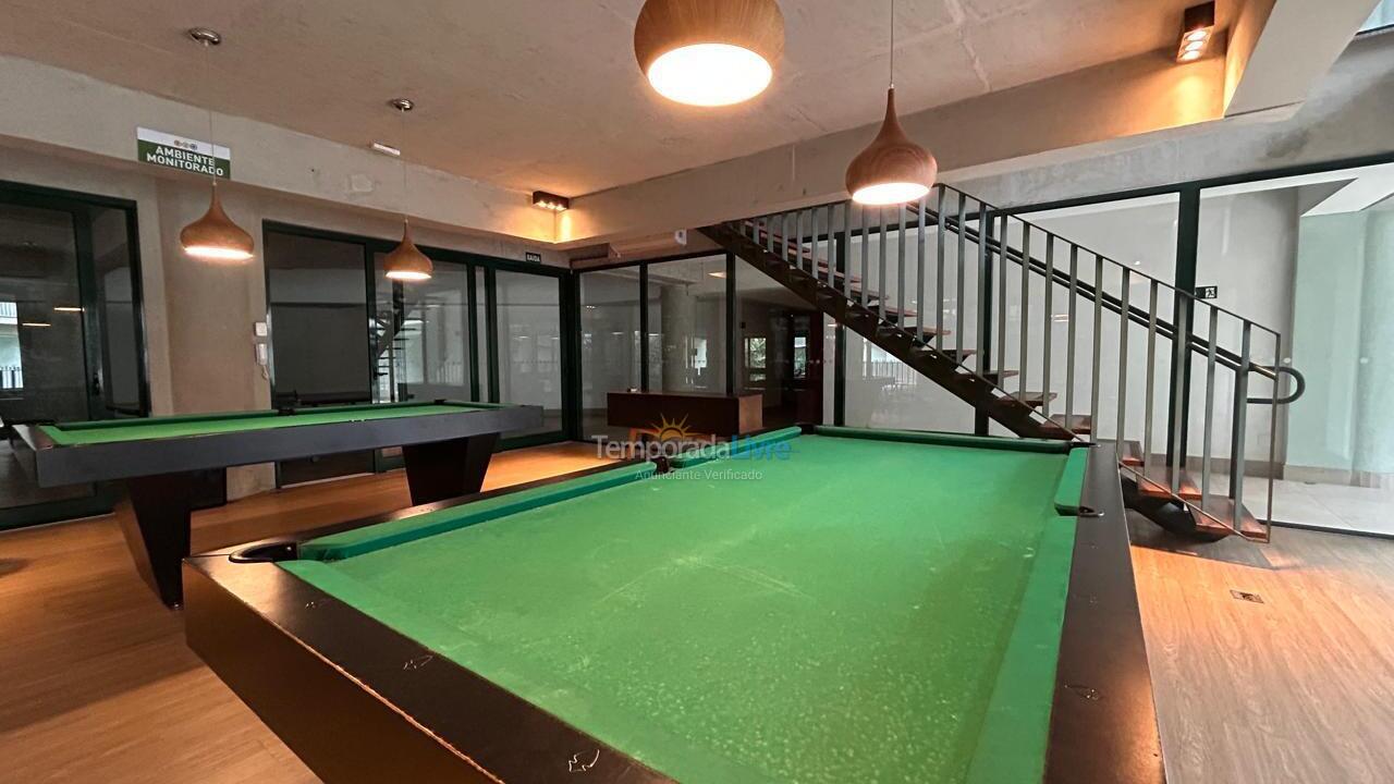 Apartamento para aluguel de temporada em Ubatuba (Praia Grande)
