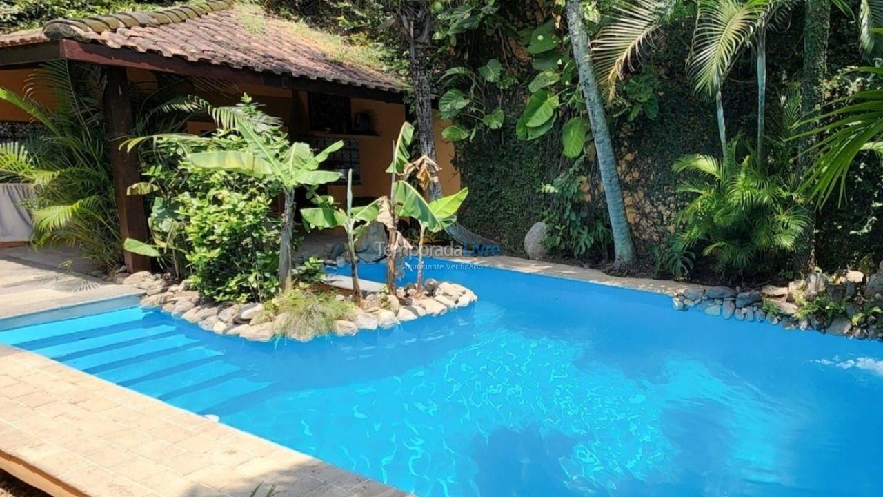Casa para aluguel de temporada em Guarujá (Enseada)
