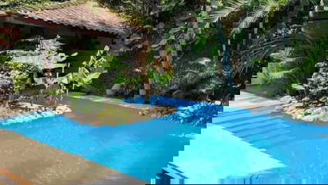 Casa para alugar em Guarujá - Enseada