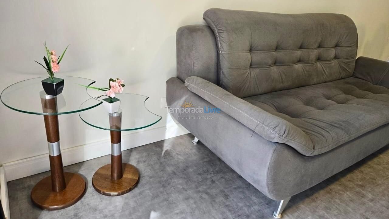 Apartamento para aluguel de temporada em Praia Grande (Canto do Forte)