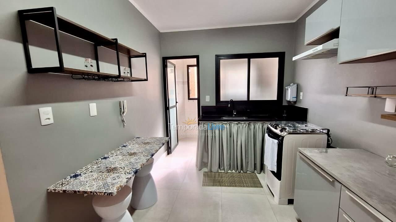 Apartamento para aluguel de temporada em Praia Grande (Canto do Forte)