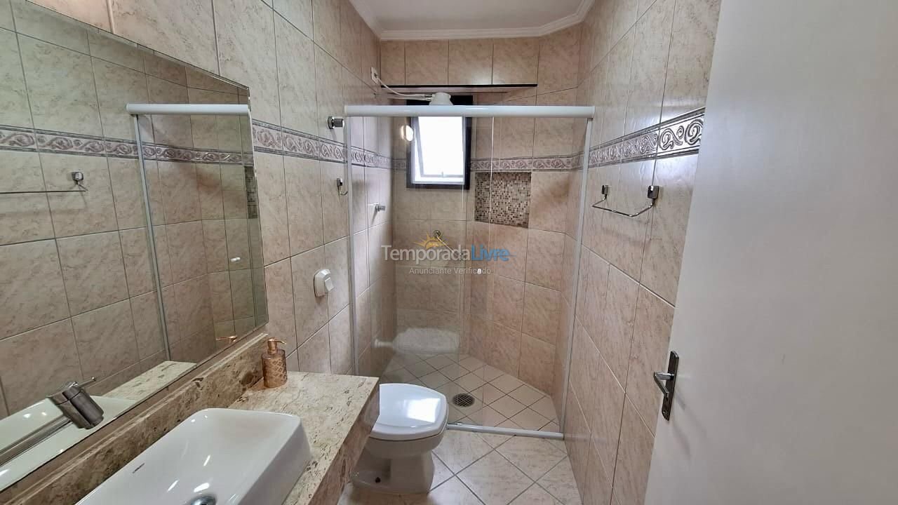 Apartamento para aluguel de temporada em Praia Grande (Canto do Forte)