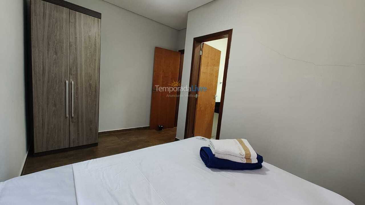 Chácara / sítio para aluguel de temporada em Mairinque (Condomínio Porta do Sol)