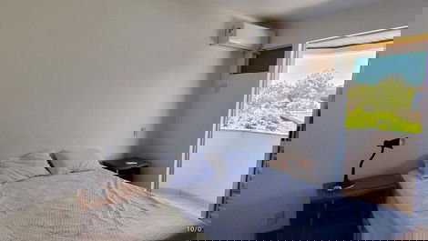 Apartamento com piscina Praia da Cachoeira do Bom Jesus