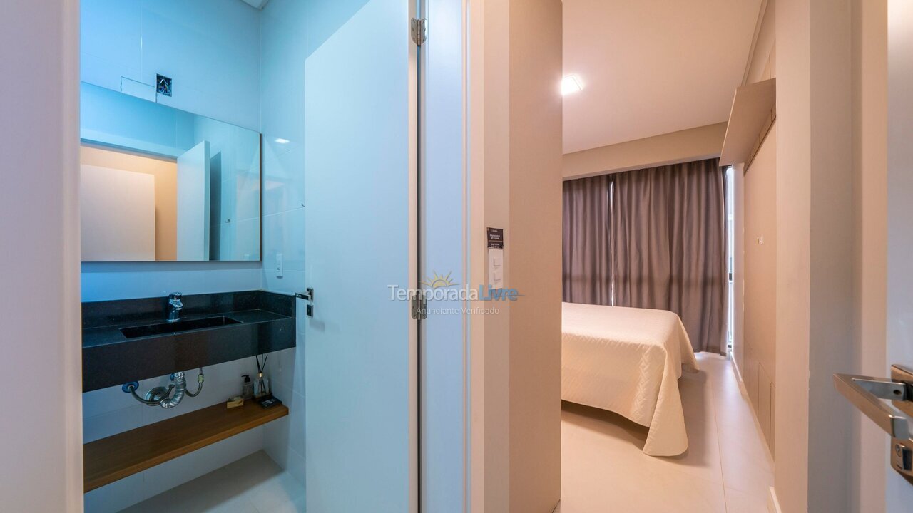 Apartamento para aluguel de temporada em Bombinhas (Praia de Bombinhas)
