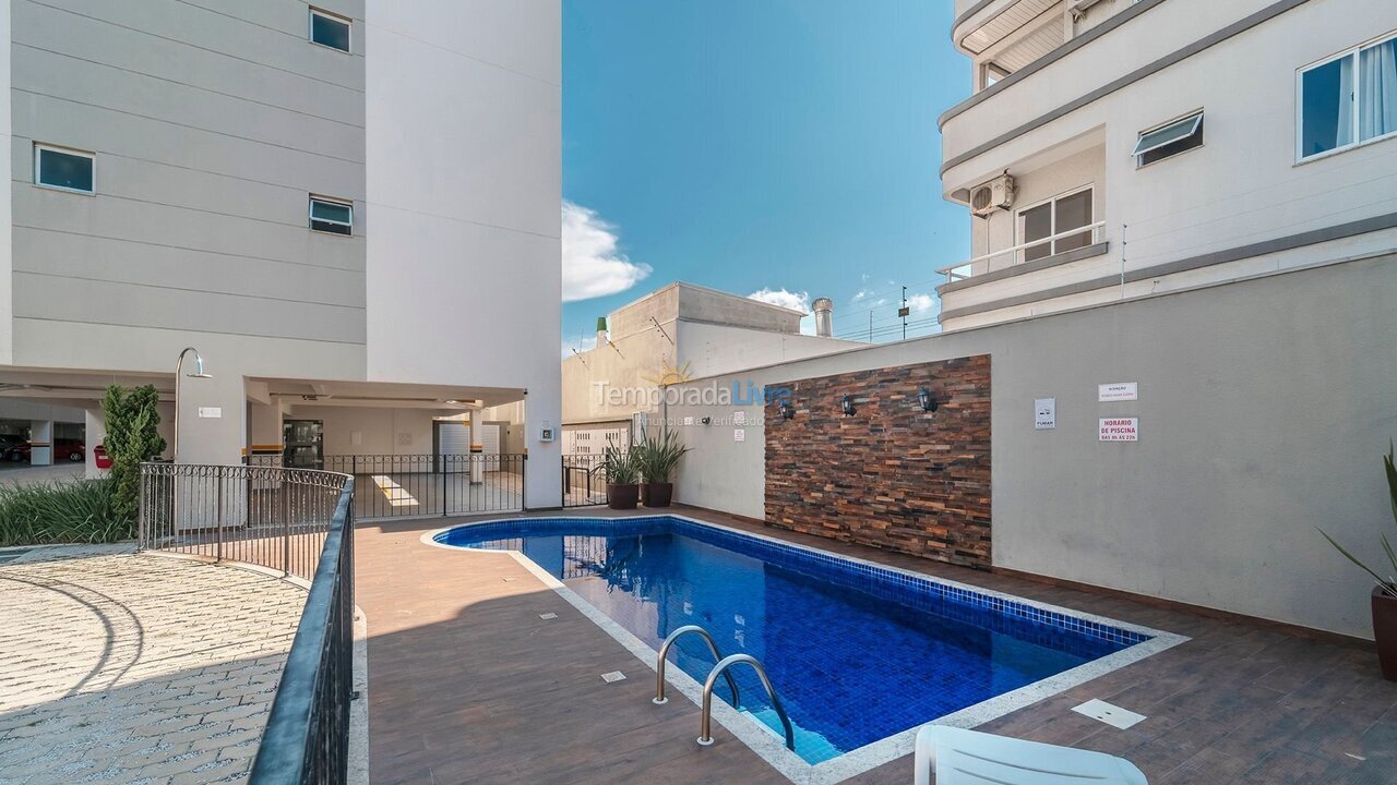 Apartamento para aluguel de temporada em Bombinhas (Praia de Bombas)