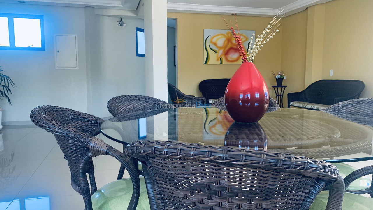 Apartment for vacation rental in Caraguatatuba (Martim de Sá)