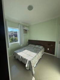 Apartamento 2 suites em 4 Ilhas (203)