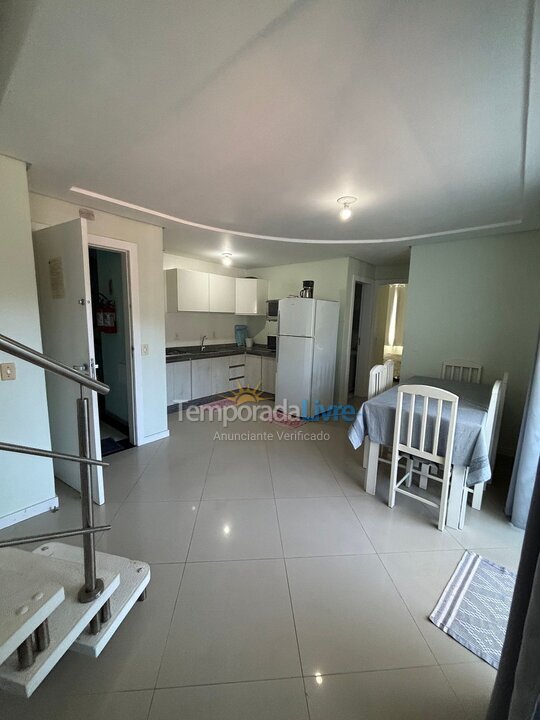 Apartamento para aluguel de temporada em Bombinhas (Ilhas)