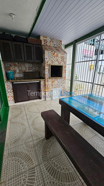Casa para alquiler de vacaciones em Bombinhas (Praia de Bombas)