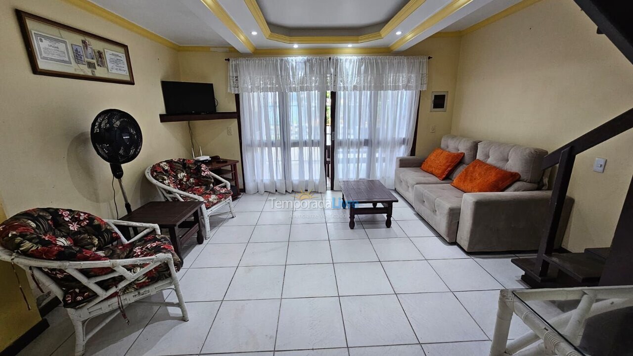 Casa para alquiler de vacaciones em Bombinhas (Praia de Bombas)
