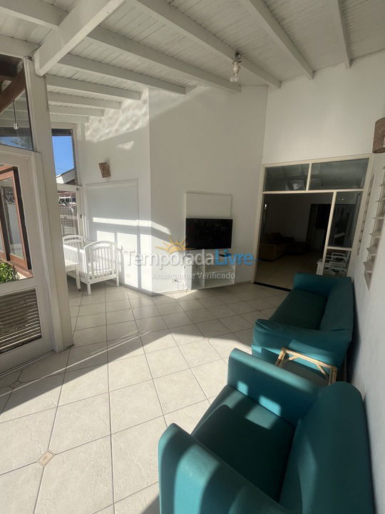 Casa para alquiler de vacaciones em Ubatuba (Praia Grande)