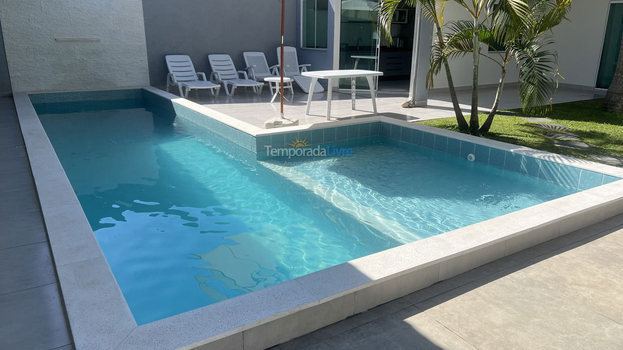 Casa para aluguel de temporada em Matinhos (Caiobá)