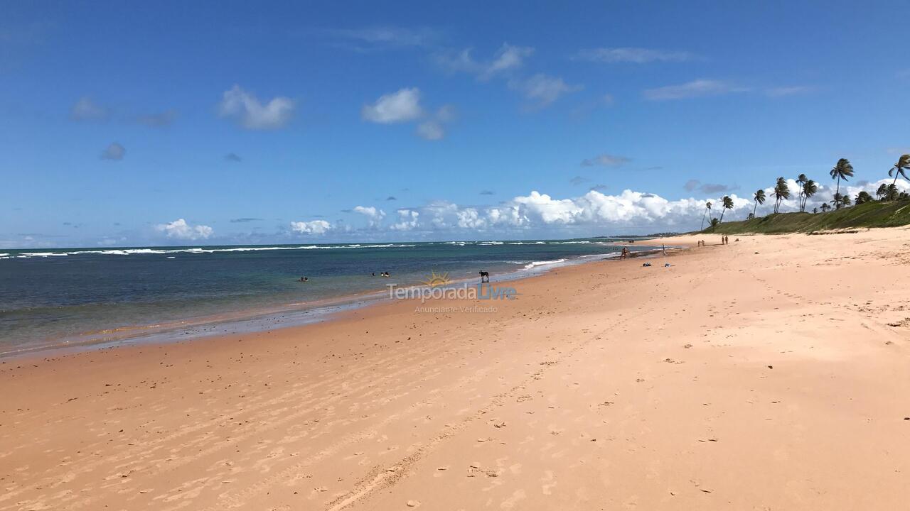 Apartment for vacation rental in Camaçari (Praia de Guarajuba)