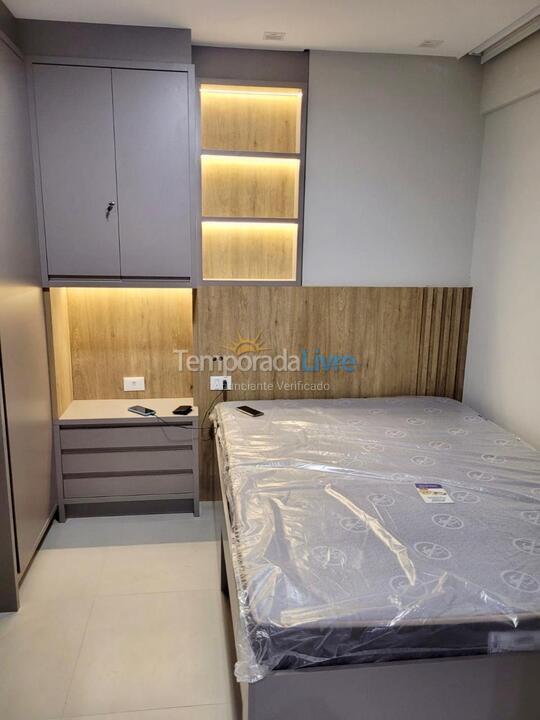 Apartamento para aluguel de temporada em Itapema (Meia Praia)