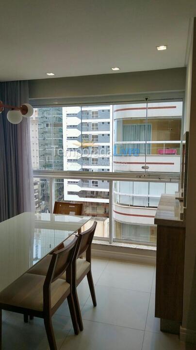 Apartamento para aluguel de temporada em Itapema (Meia Praia)