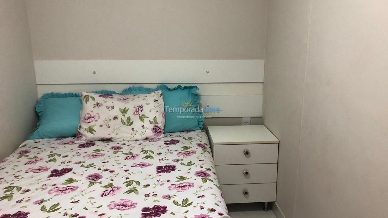 Apartamento para aluguel de temporada em Guarapari (Praia do Morro)