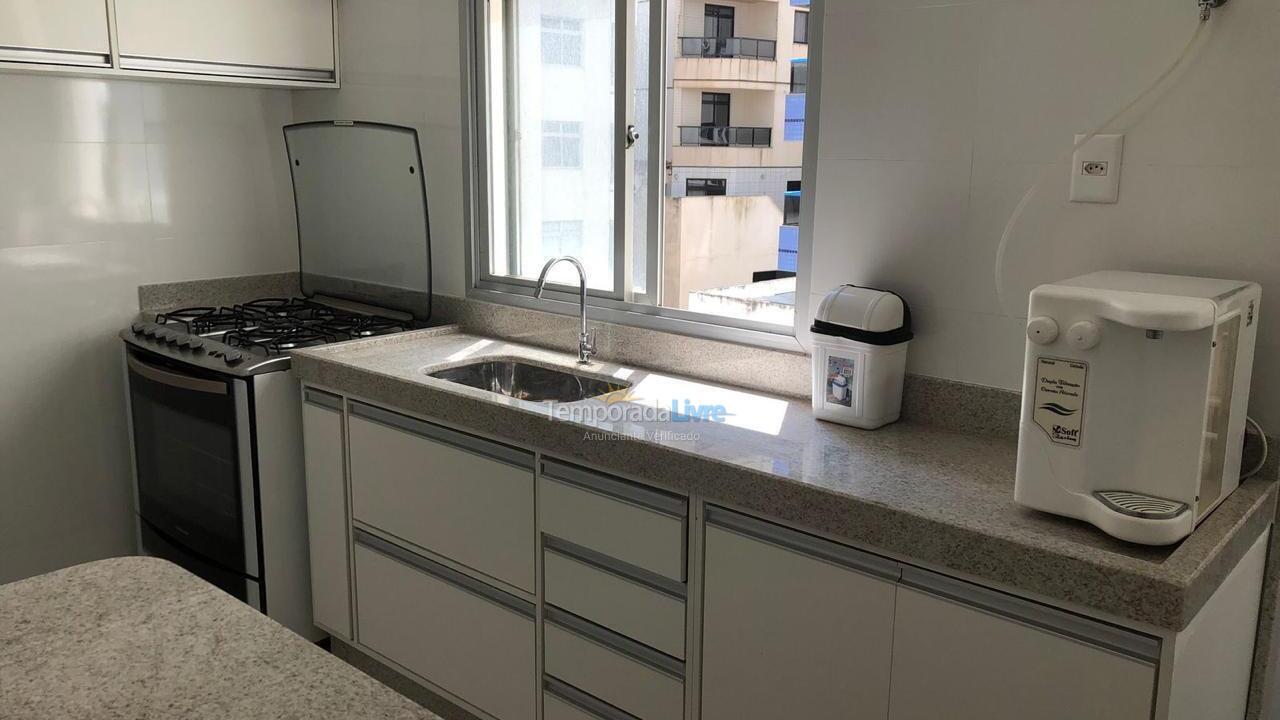 Apartamento para aluguel de temporada em Guarapari (Praia do Morro)