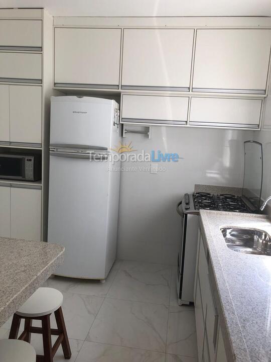 Apartamento para aluguel de temporada em Guarapari (Praia do Morro)