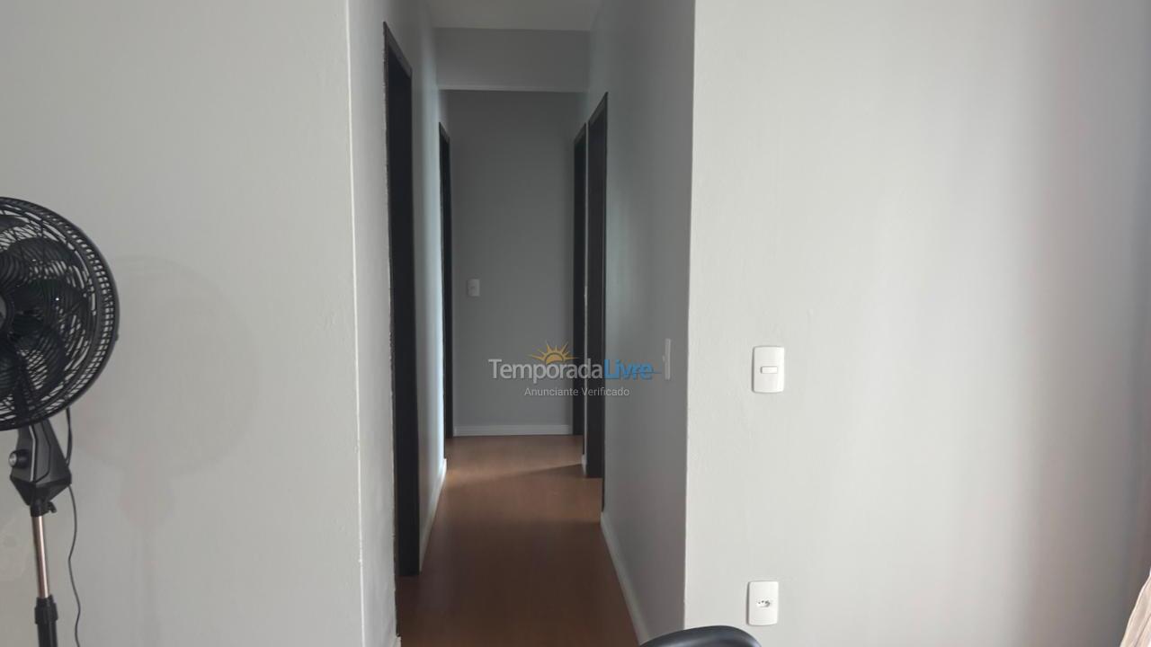 Apartamento para aluguel de temporada em São Francisco do Sul (Ubatuba)