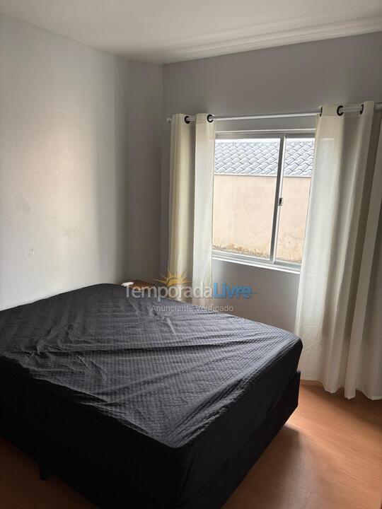 Apartamento para aluguel de temporada em São Francisco do Sul (Ubatuba)