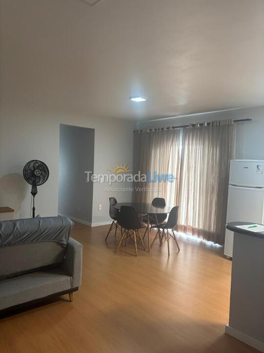 Apartamento para aluguel de temporada em São Francisco do Sul (Ubatuba)