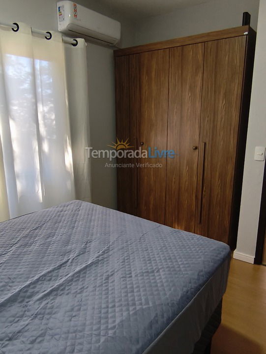 Apartamento para aluguel de temporada em São Francisco do Sul (Ubatuba)