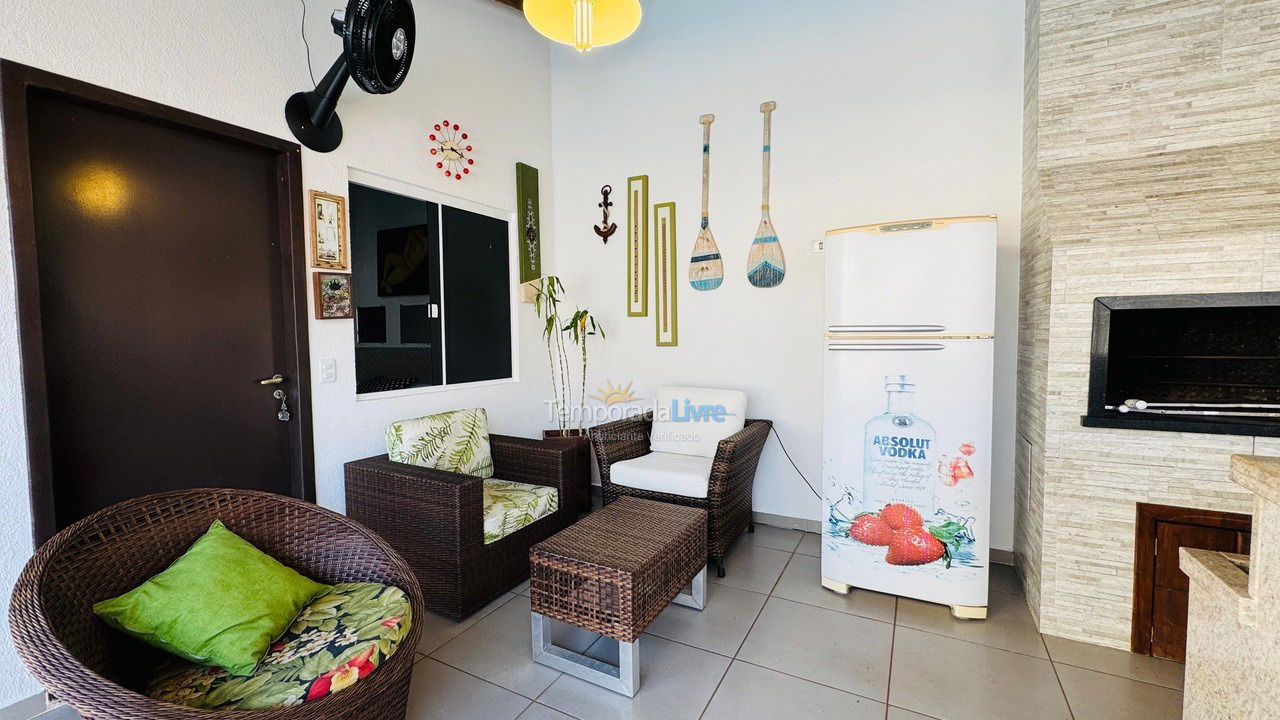 Casa para alquiler de vacaciones em Guaratuba (Balneário Prainha)
