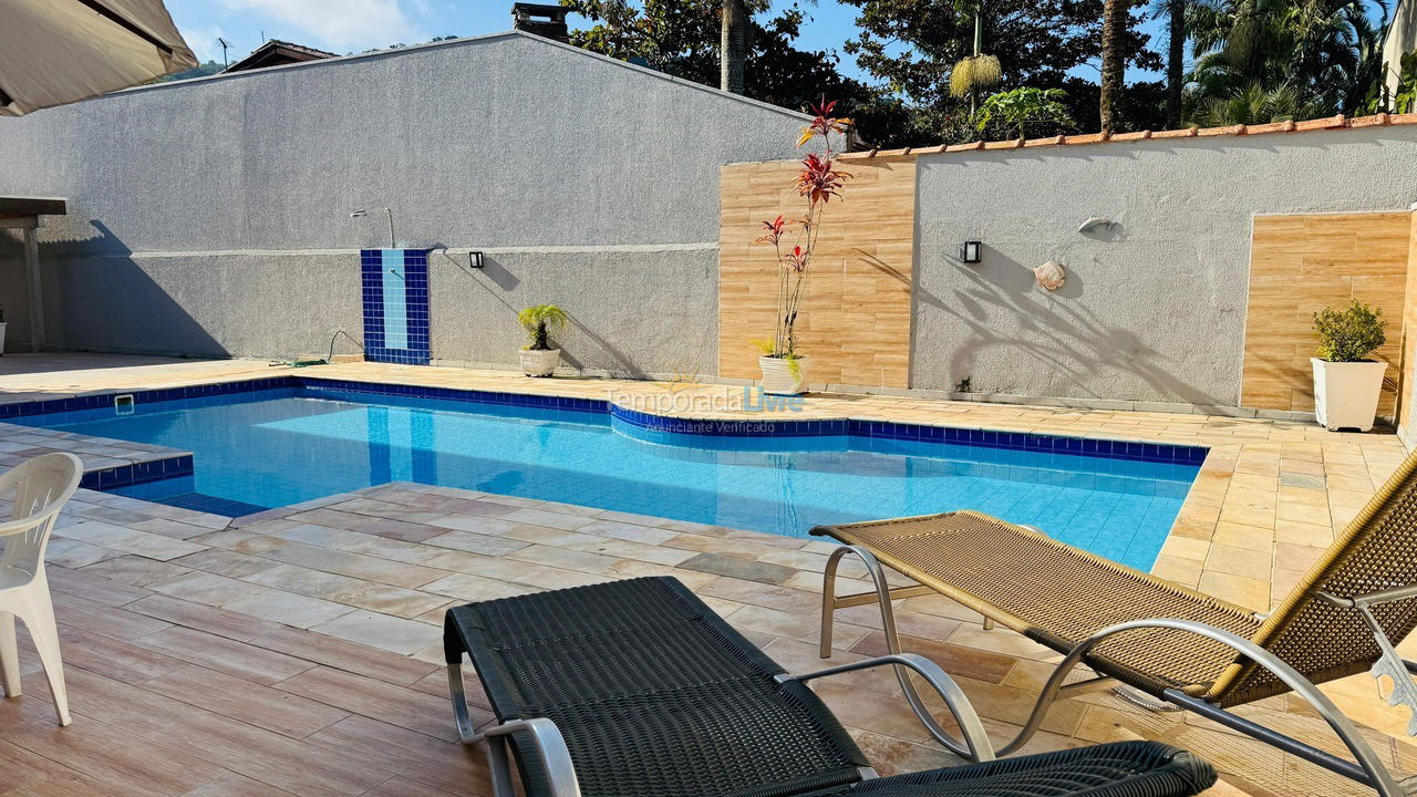 Casa para alquiler de vacaciones em Guaratuba (Balneário Prainha)