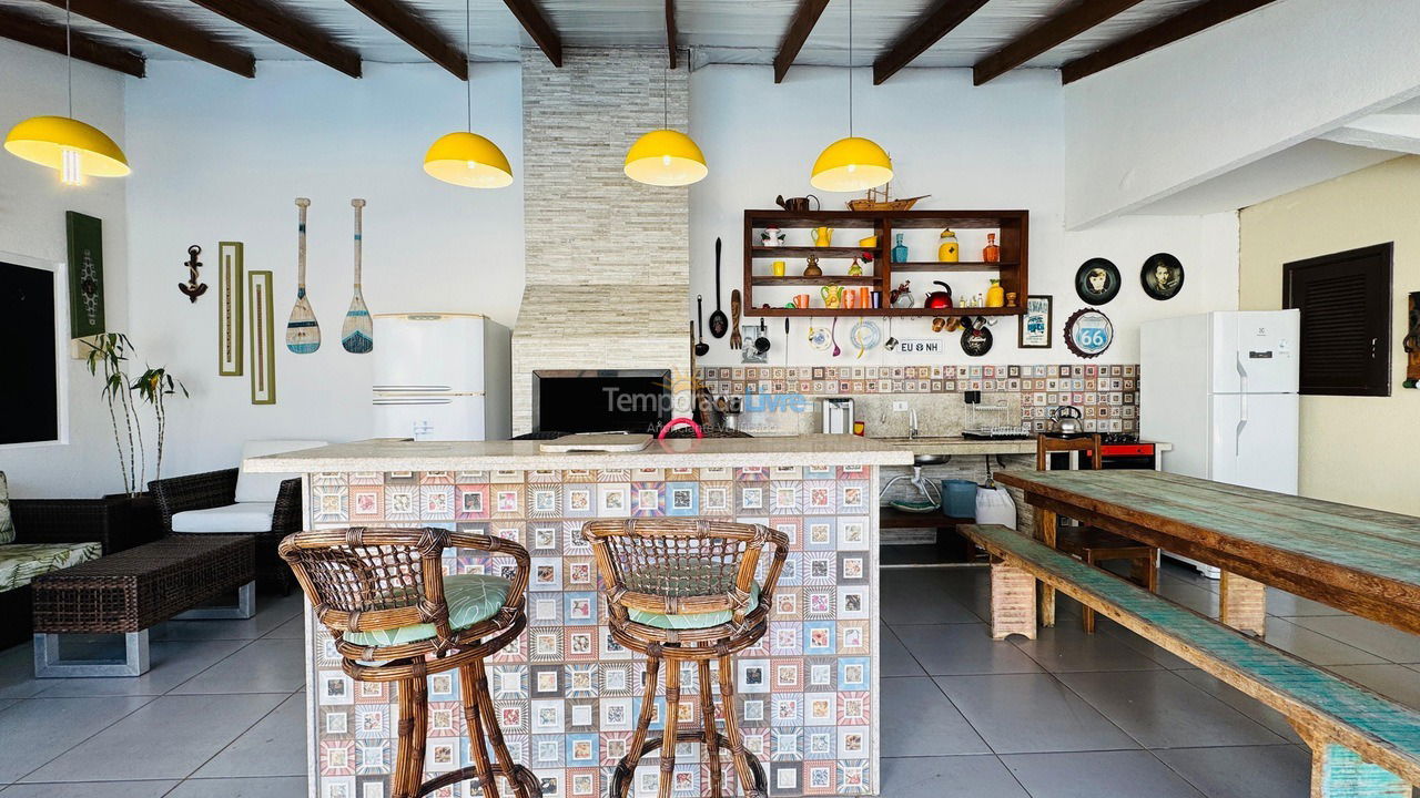 Casa para alquiler de vacaciones em Guaratuba (Balneário Prainha)