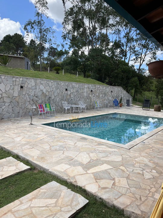 Casa para aluguel de temporada em Ibiúna (Paruru)