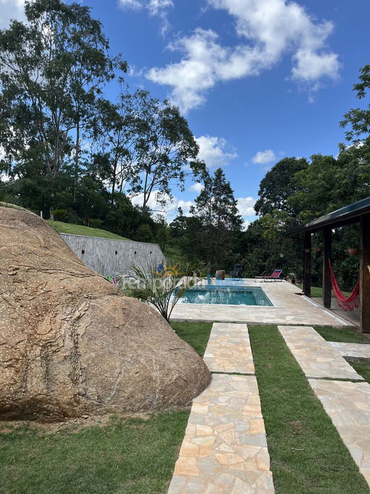 Casa para aluguel de temporada em Ibiúna (Paruru)