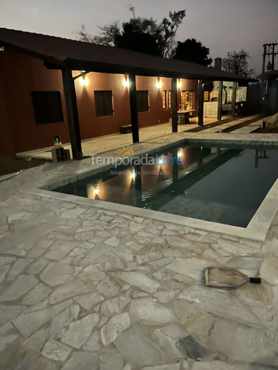Casa para aluguel de temporada em Ibiúna (Paruru)