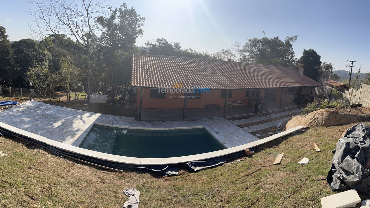 Casa para aluguel de temporada em Ibiúna (Paruru)