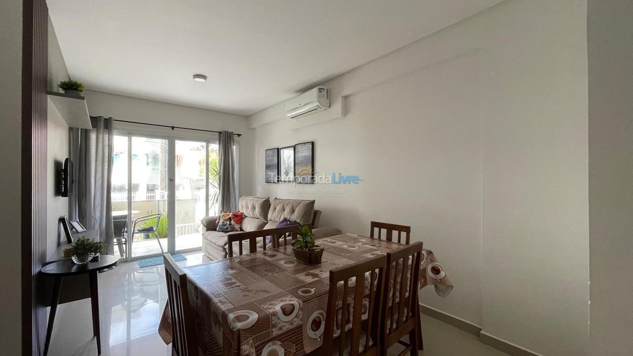 Apartamento para aluguel de temporada em Bombinhas (Canto Grande)