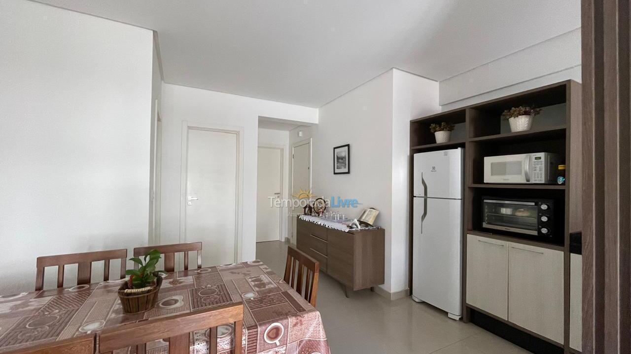 Apartamento para aluguel de temporada em Bombinhas (Canto Grande)