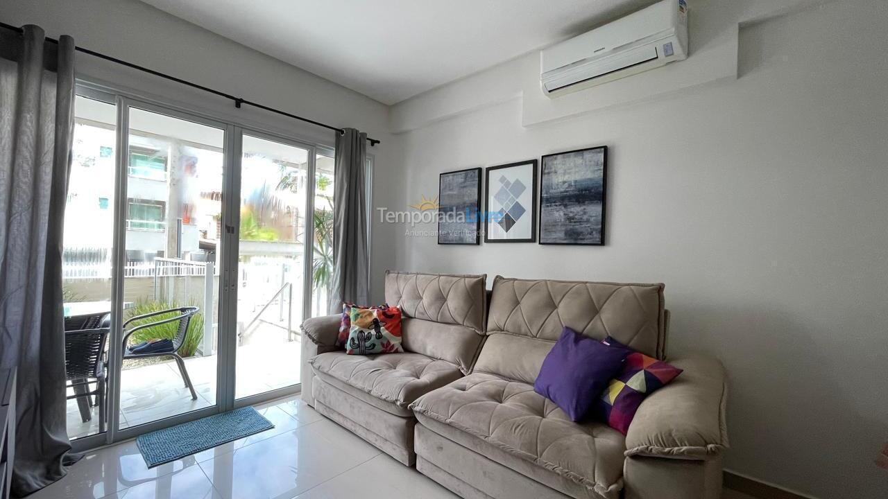 Apartamento para aluguel de temporada em Bombinhas (Canto Grande)