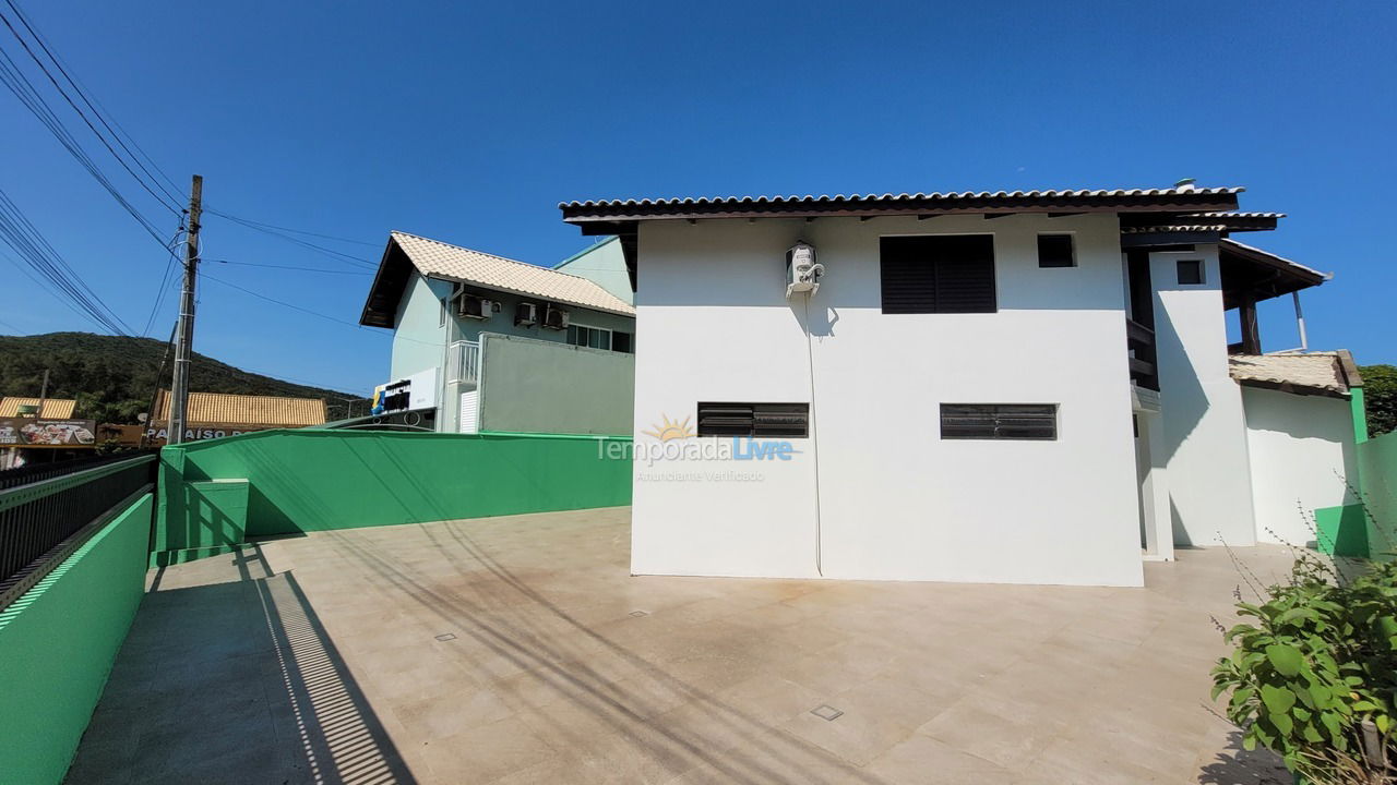 Casa para alquiler de vacaciones em Bombinhas (Mariscal)