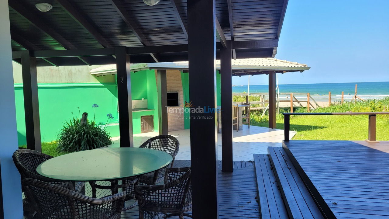 Casa para alquiler de vacaciones em Bombinhas (Mariscal)