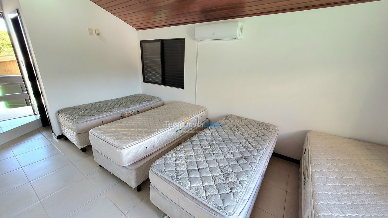 Casa para alquiler de vacaciones em Bombinhas (Mariscal)